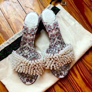 Tory Burch Tatiana pearl sandal size 8